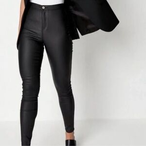 Missguided + Black Skinny Pants